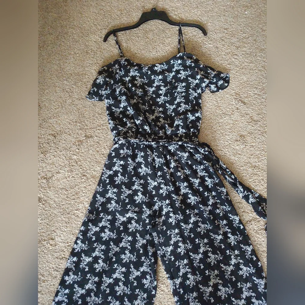 Want & Need Brand Women's Jumpsuit  (Semi-Sheer)   Size XL NWOT - Picture 2 of 8